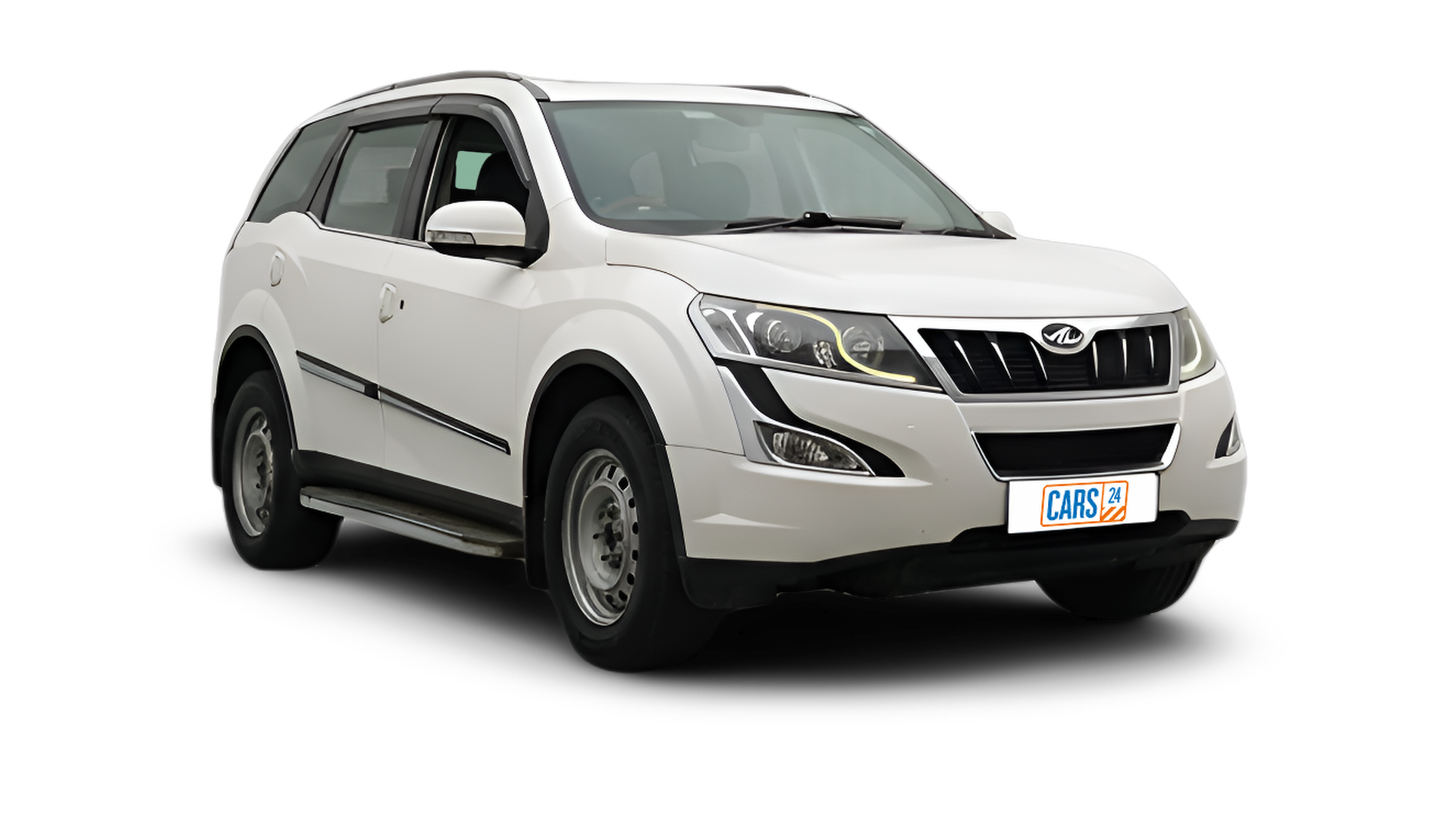 Mahindra XUV500-img